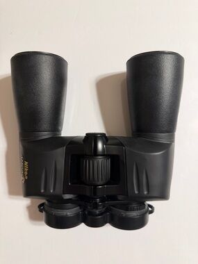 Nikon Action Extreme Binocular 16x50 3.5 with Central Focus Wheel. Waterproof